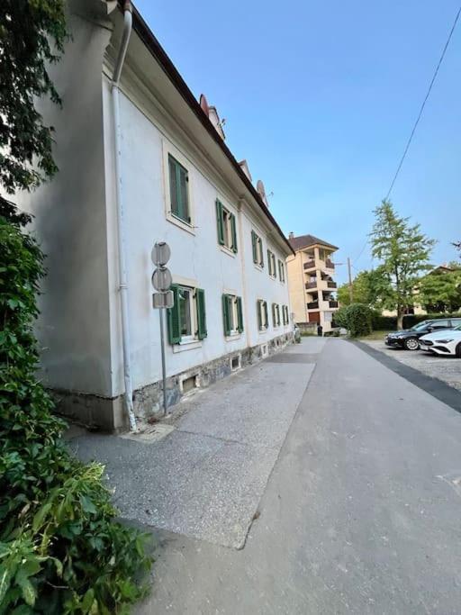 Mini Flat Apartment Graz Bagian luar foto